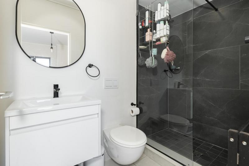 2 Bedroom Property for Sale in Paardevlei Western Cape